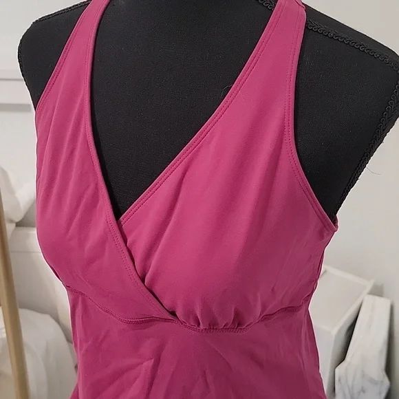 ☘️3/$30 🆕️ prAna Hope Tank - Picture 3 of 8